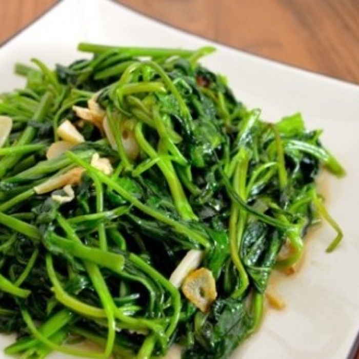 Rau muống xào tỏi