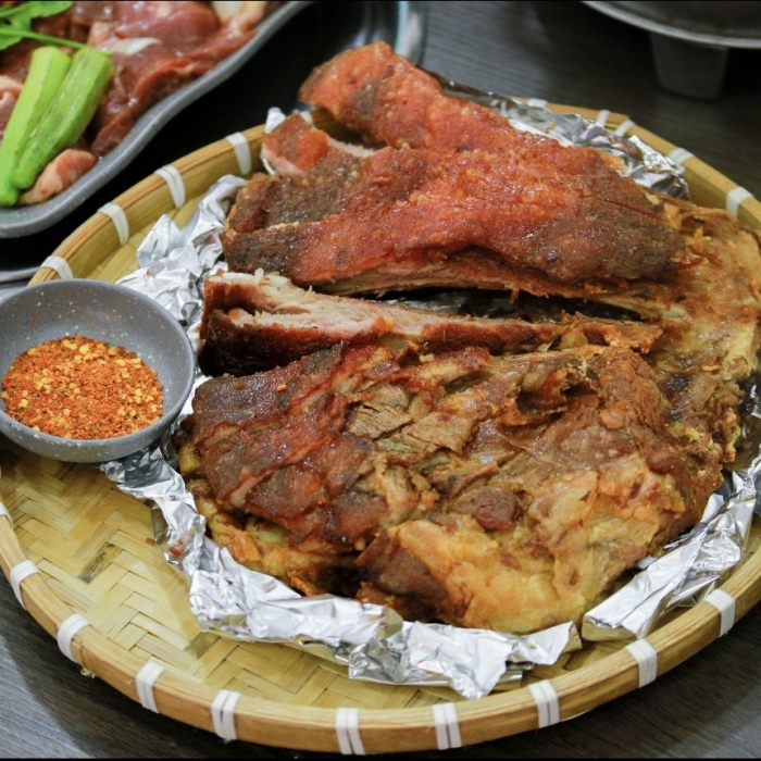 Bẹ sườn nướng giấy bạc mông cổ(0,5KG)